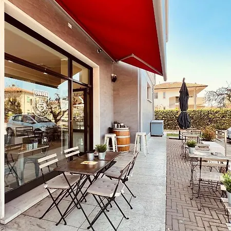 Contea 1 Apartman